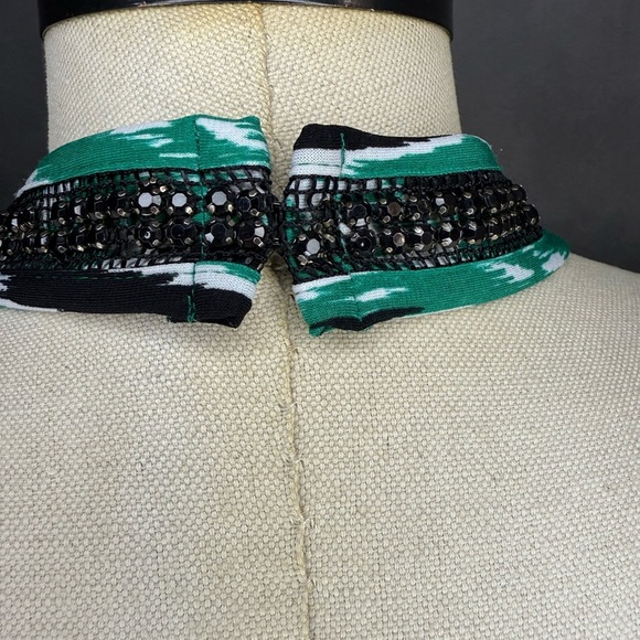 INC International Concepts Halter Top - Size M - Picture 8 of 10